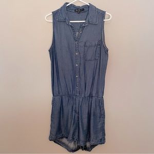 Chambray romper with pockets, denim-look